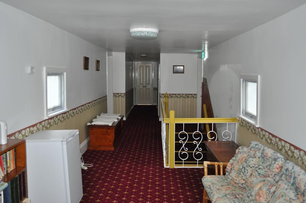 Roslyn House Bed & Breakfast Bushy Park Екстер'єр фото