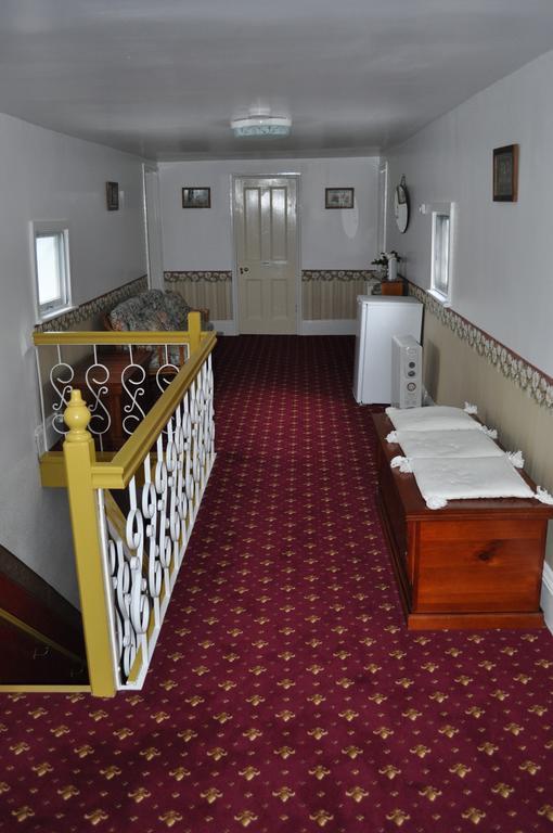 Roslyn House Bed & Breakfast Bushy Park Екстер'єр фото