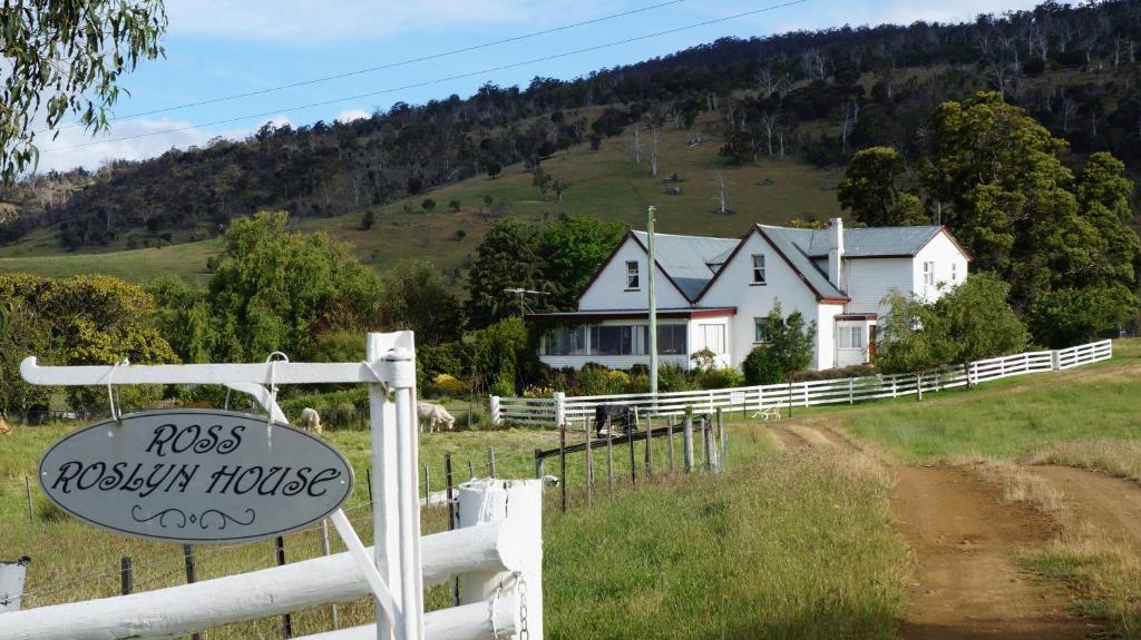 Roslyn House Bed & Breakfast Bushy Park Екстер'єр фото
